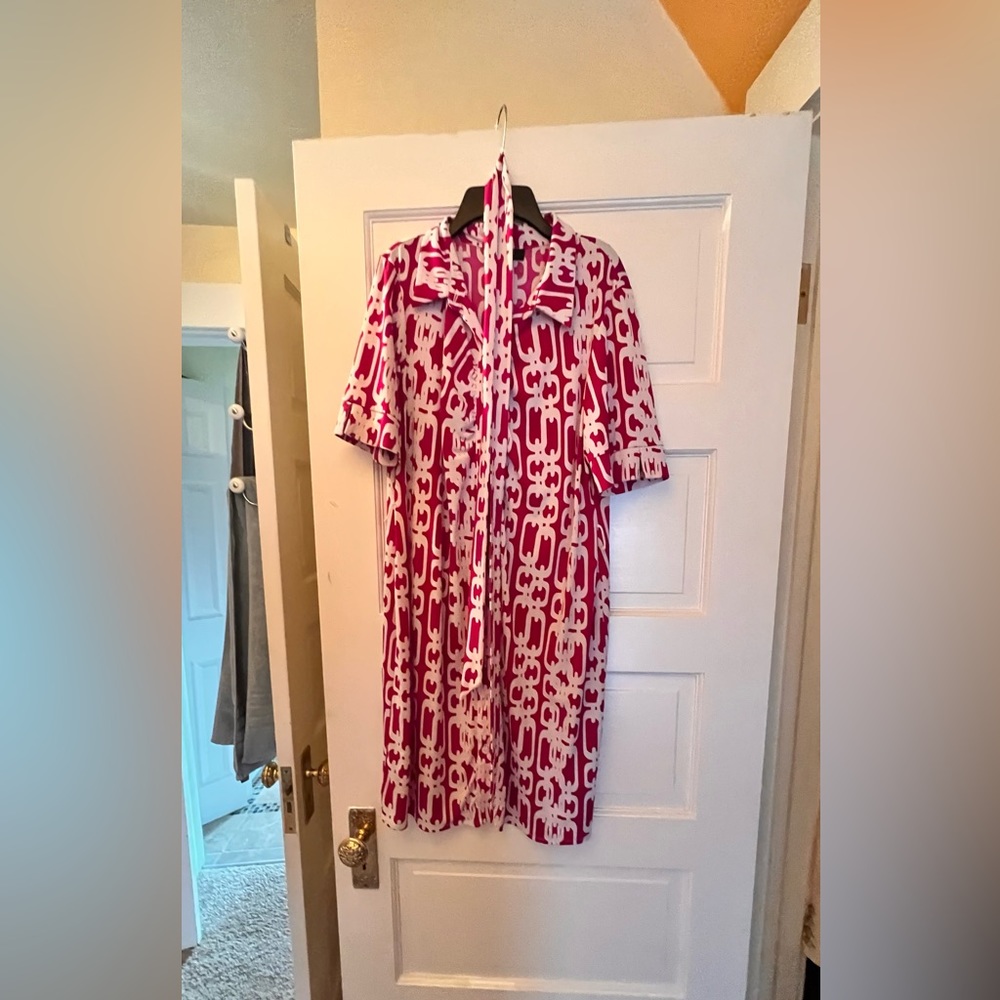 MSK - Fuscia and white floral dress